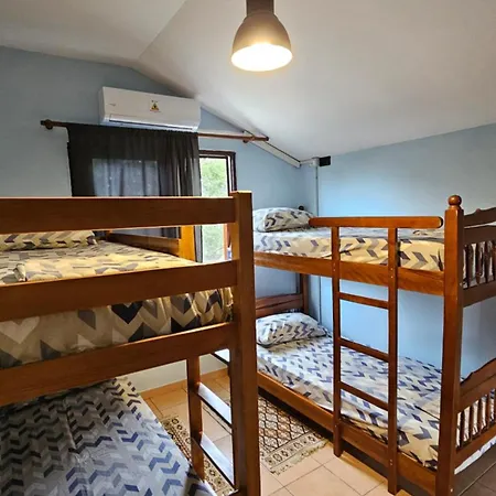 Traveler Hostel